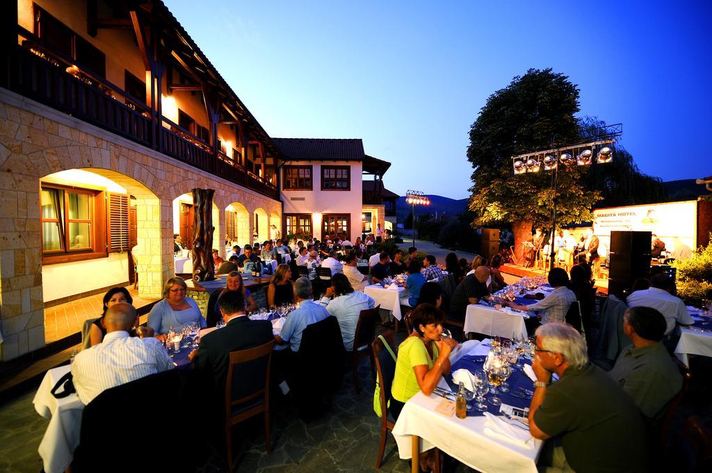 Magita Hotel Basko Dış mekan fotoğraf