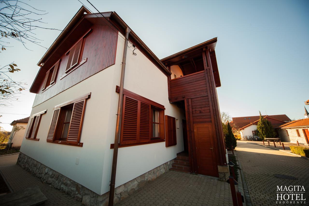 Magita Hotel Basko Dış mekan fotoğraf